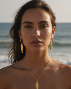 Sinfonía del Mar | Conjunto de collar y pendientes de oro 