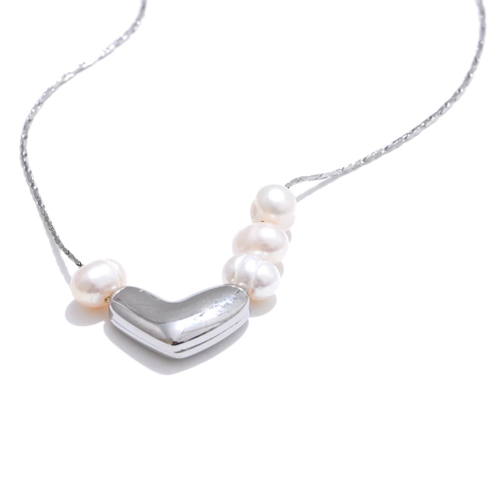 Sweet HEART | Natural Pearl & Heart Necklace