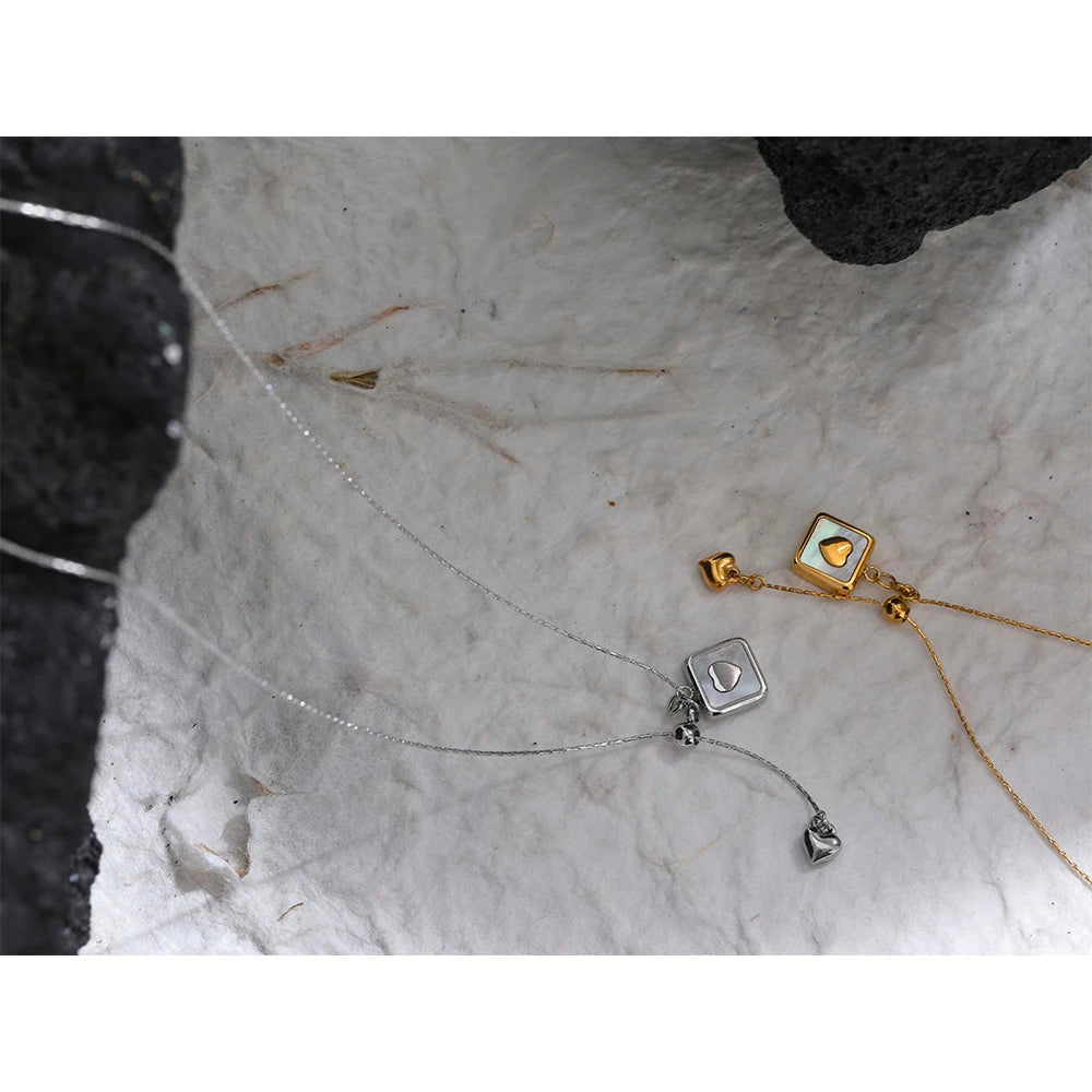 FRAME OF LOVE | Square Shell & Heart Lariat Necklace