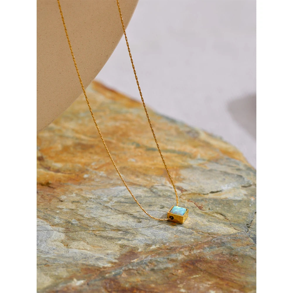 Opal Stone Necklace | Natural Stone & 18K Gold PVD